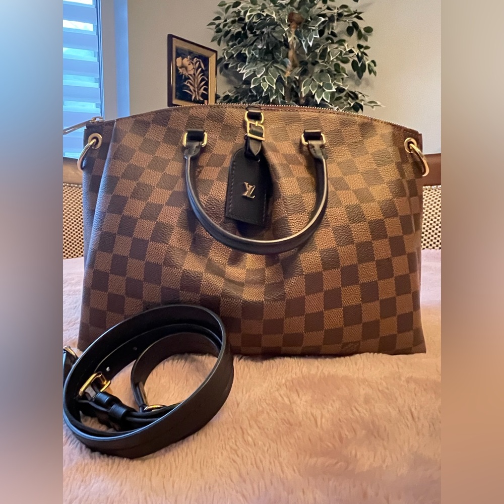 Louis Vuitton Odeon Tote MM